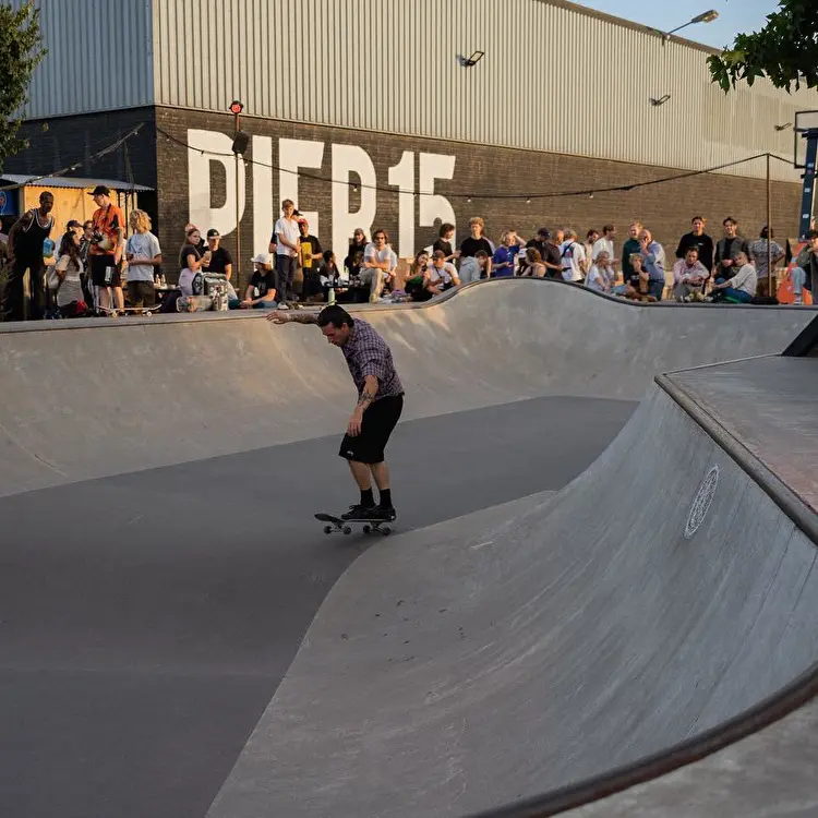 Pier 15 skatepark community Breda