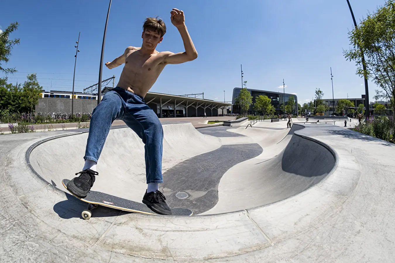 Nine Yards skatepark Hengelo Bert Wilmink fs smith