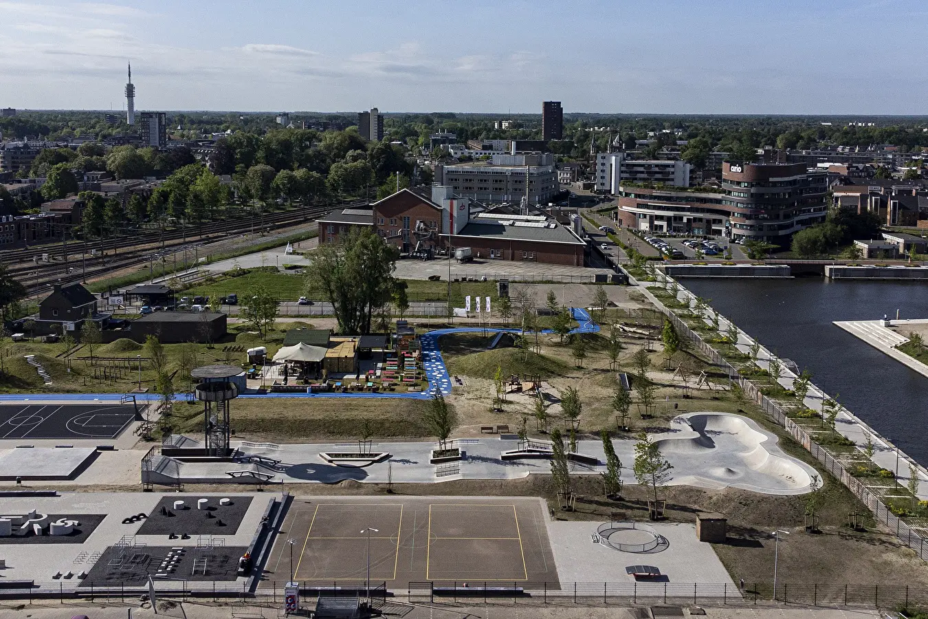 Nine yards outdoor skatepark Roosendaal