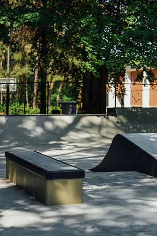 Nine Yards outdoor skatepark Diest