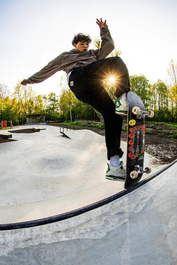Nine Yards Skateparks Capelle aan den IJssel Diego Broest Blunt