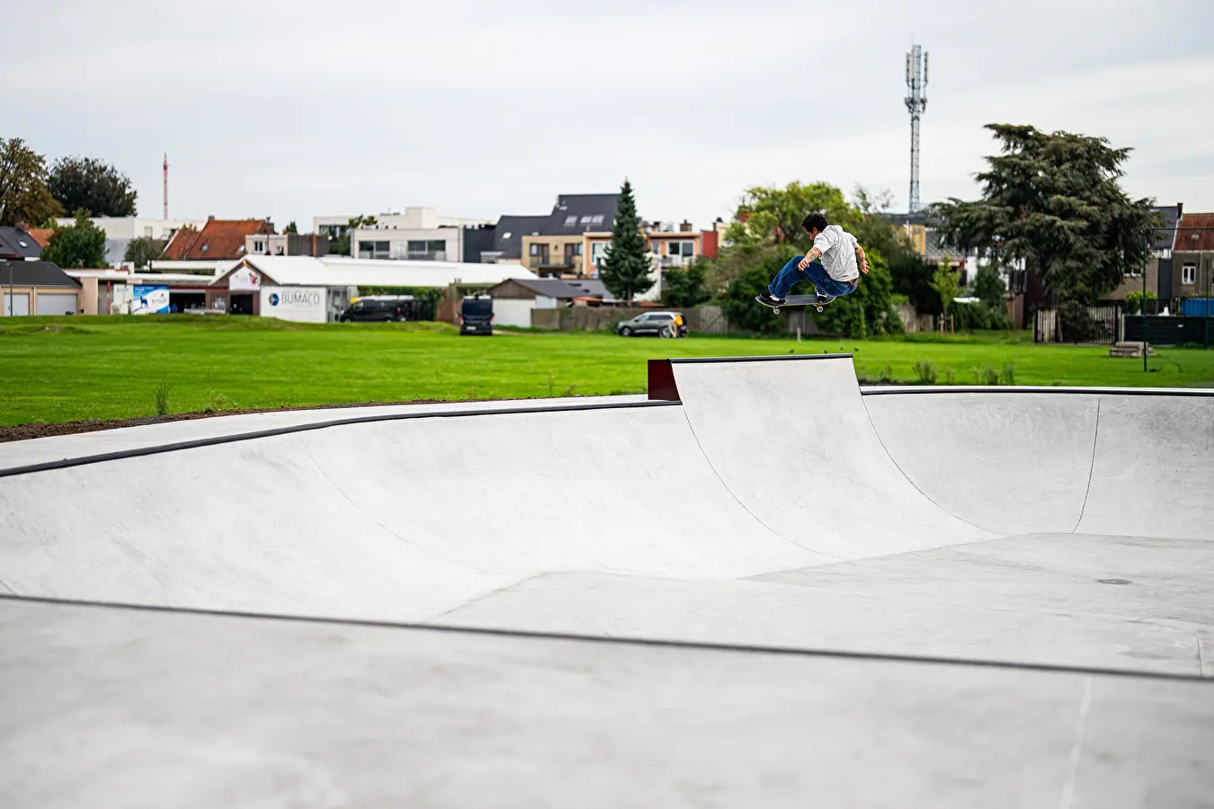 Skatepark Zwijndrecht Bowl Sectie Jonathan Vlerick FS Air