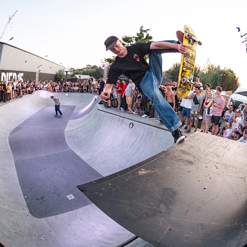 Nine Yards bowl pier 15 skatepark