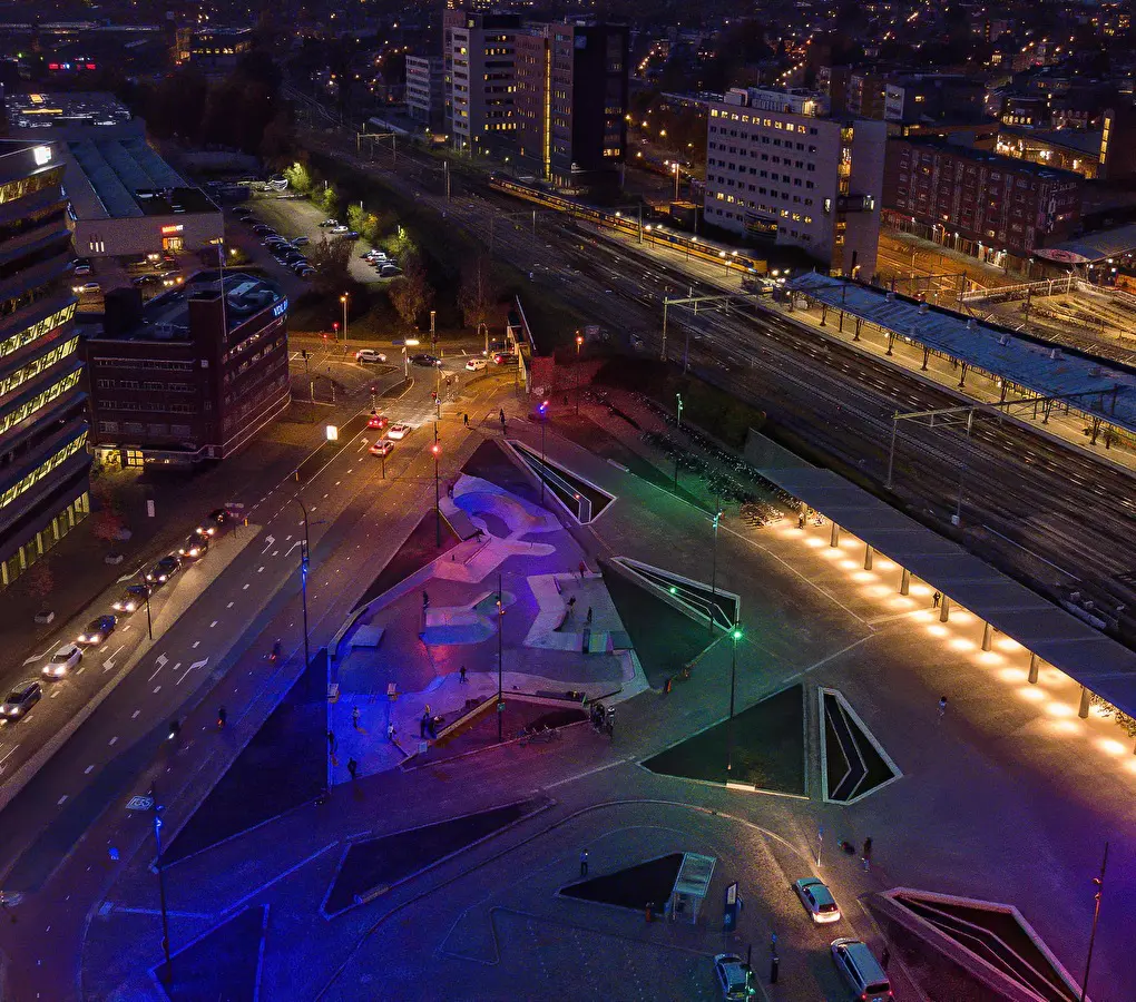 Skatepark Hengelo bij nacht