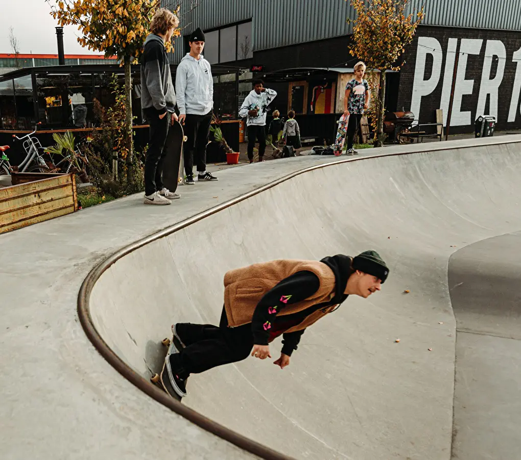 Nine Yards bowl pier 15 skatepark