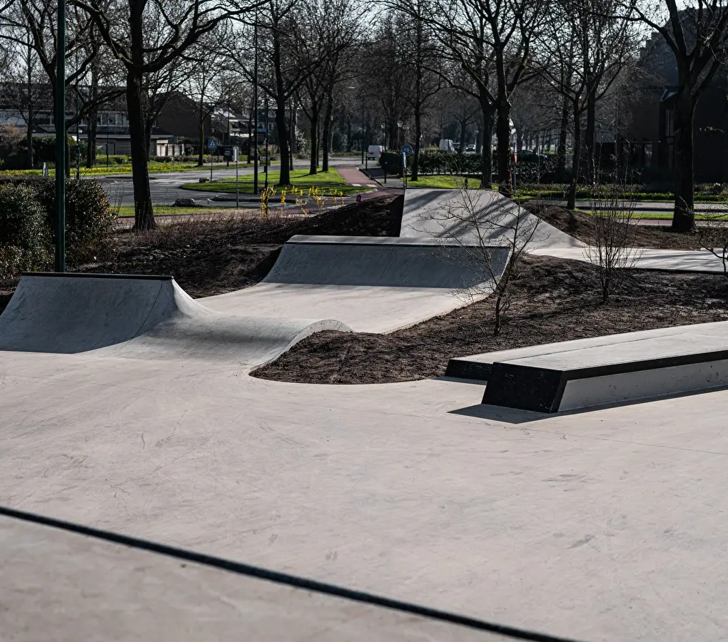 Bunschoten Skatepark Nine Yards Skateparks Outdoor Overview obstacles