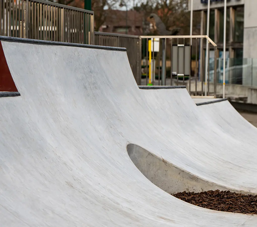 Nine Yards Skateparks De Panne Outdoor Skateplaza