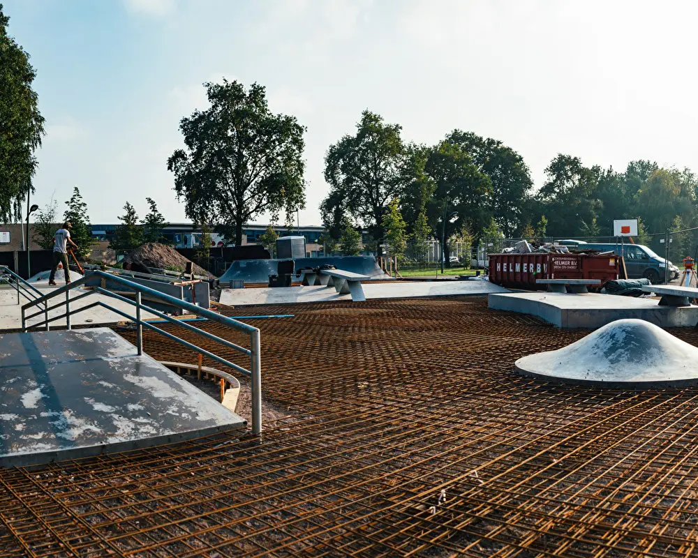 Skatebaan Etten-Leur Nine Yards Skateparks Concrete Skatepark Work in Progress
