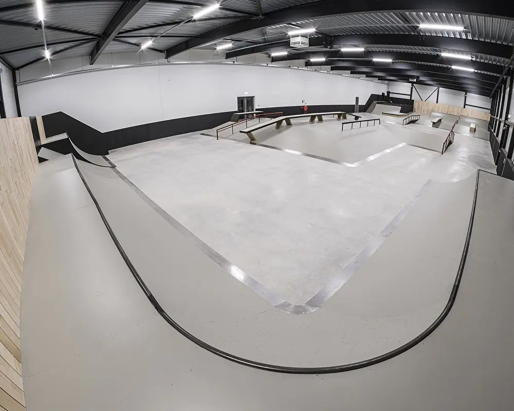 Samcity Skatepark Hoorn Indoor Skatebaan Nine Yards Skateparks
