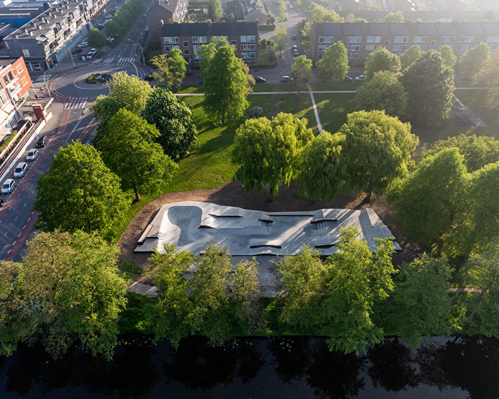 Outdoor skatepark nine yards carve Wassenaar